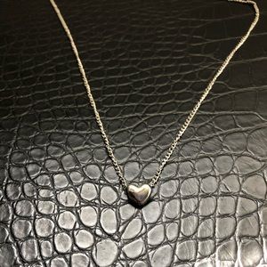 Tiny heart silver necklace